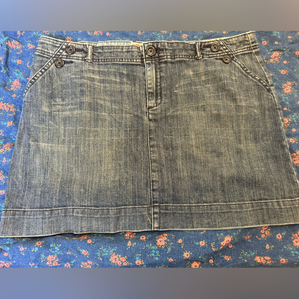Gap Mid Wash Dark Denim Mini Skirt SIZE 18